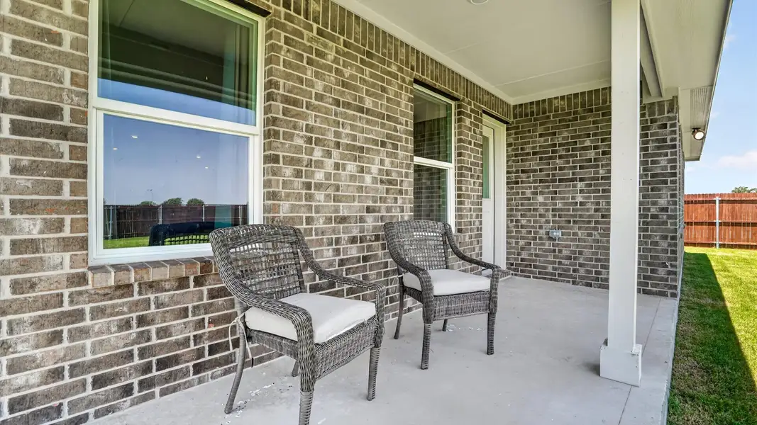 Exterior details and patio area of a home in Rock Creek West, Fort Worth (Image 2). Exterior details and patio area of a home in Rock Creek West, Fort Worth (Image 2).