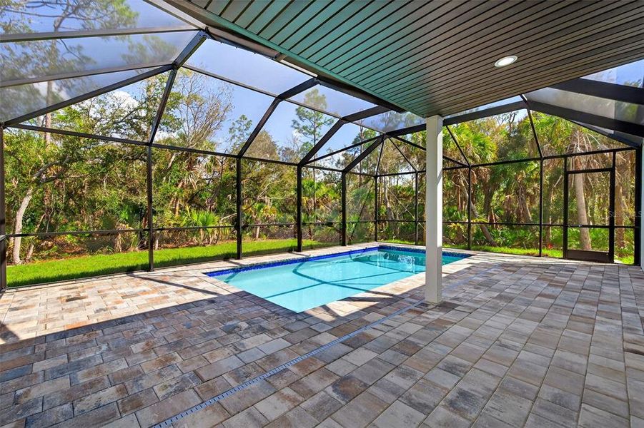 Exterior details and patio area of a home in , Port Charlotte (Image 25).