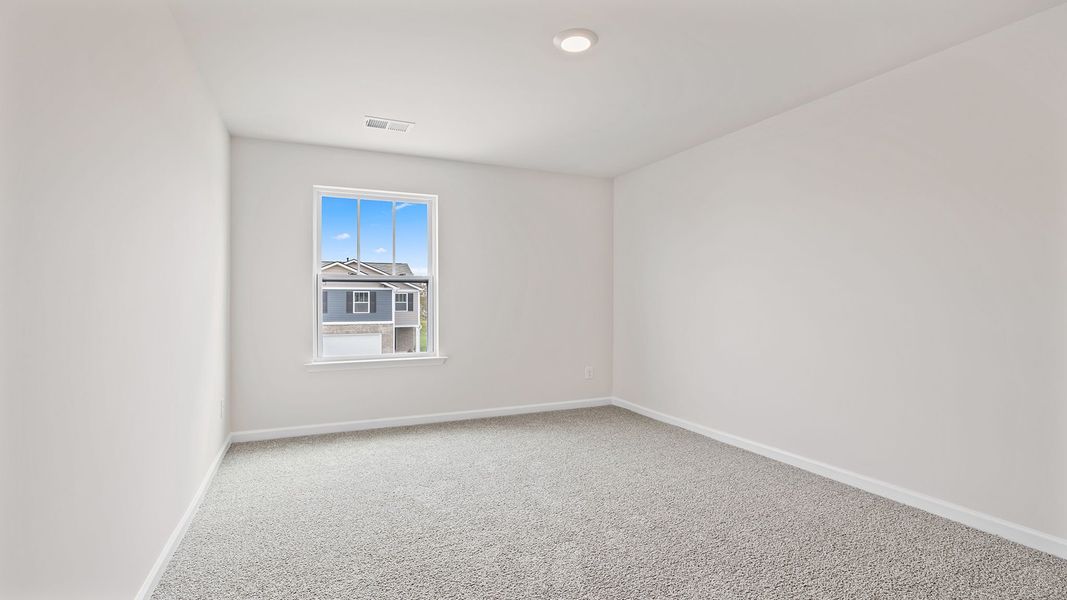 Spacious, unfurnished interior of a new home in Durbin Meadows, Fountain Inn (Image 21).