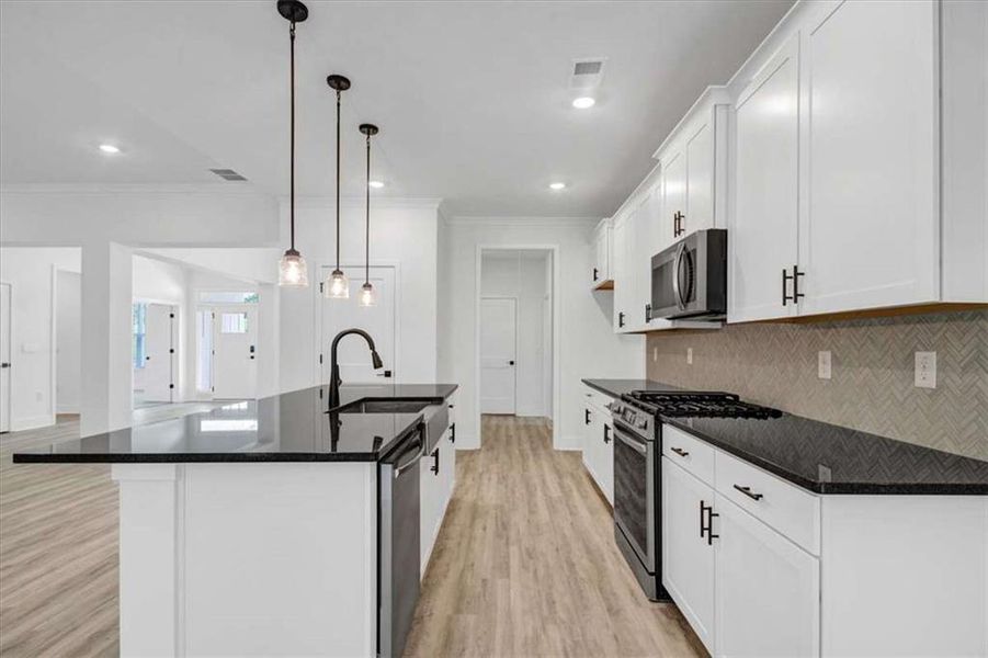 Furnished interior view inside a new home in Tuscany Hills, Douglasville (Image 6).