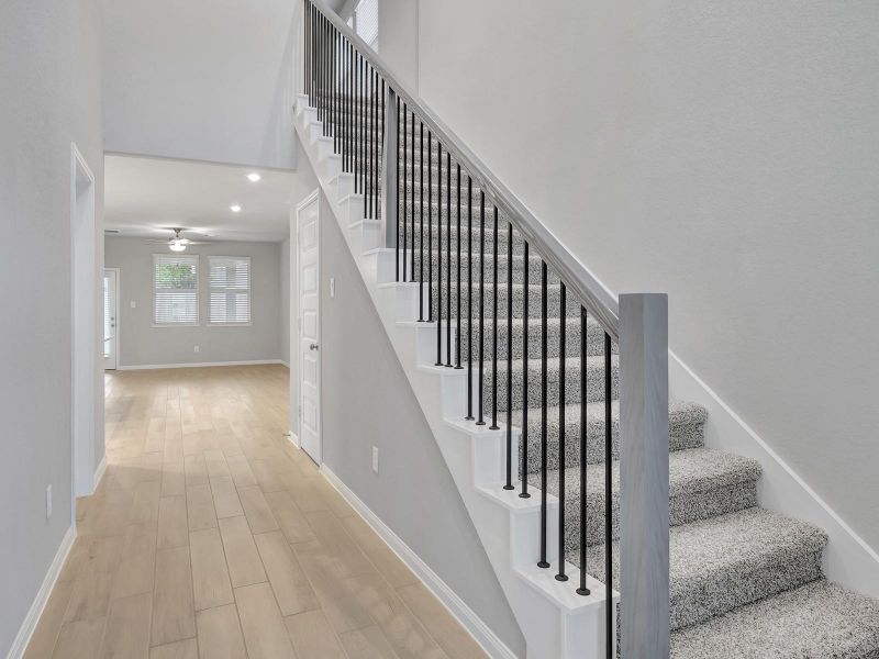 Spacious, unfurnished interior of a new home in Pine Lake Cove - Traditional Series, Montgomery (Image 7). Spacious, unfurnished interior of a new home in Pine Lake Cove - Traditional Series, Montgomery (Image 7).