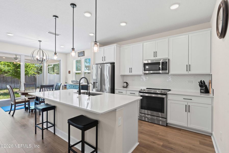 Furnished interior view inside a new home in Woodbridge, Fernandina Beach (Image 9).