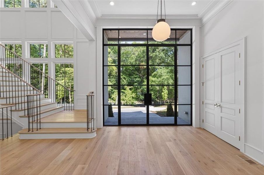 Spacious, unfurnished interior of a new home in , Atlanta (Image 22). Spacious, unfurnished interior of a new home in , Atlanta (Image 22).