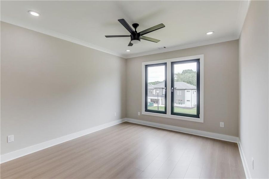 Spacious, unfurnished interior of a new home in , Auburn (Image 20).