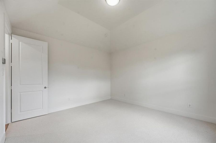 Spacious, unfurnished interior of a new home in Waterscape: 50ft. lots, Royse City (Image 20). Spacious, unfurnished interior of a new home in Waterscape: 50ft. lots, Royse City (Image 20).