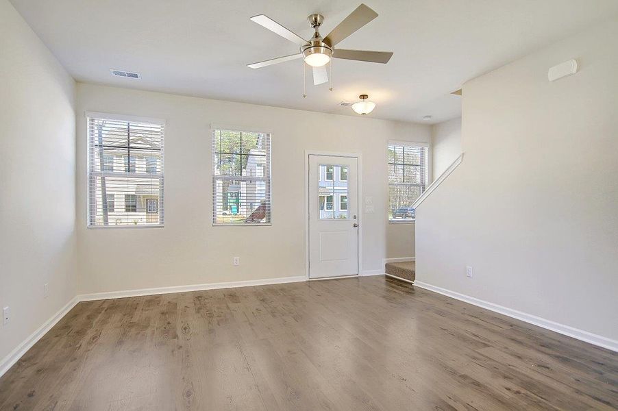 Spacious, unfurnished interior of a new home in , Orangeburg (Image 8).