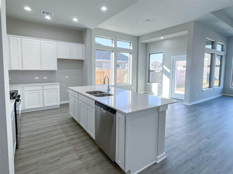 Furnished interior view inside a new home in Lago Mar  50'  &  55', Texas City (Image 3).