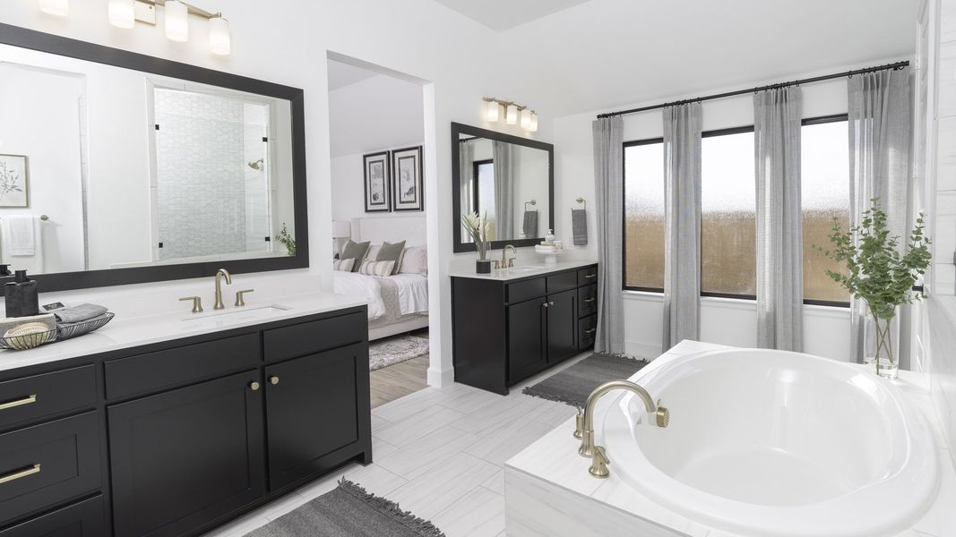 Furnished interior view inside a new home in Midline, Houston (Image 15).