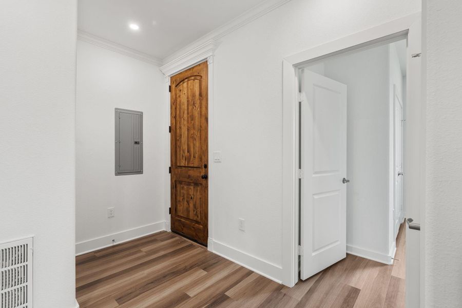 Spacious, unfurnished interior of a new home in , Onalaska (Image 14). Spacious, unfurnished interior of a new home in , Onalaska (Image 14).