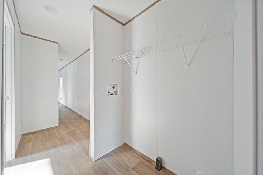Spacious, unfurnished interior of a new home in , St. Matthews (Image 20).