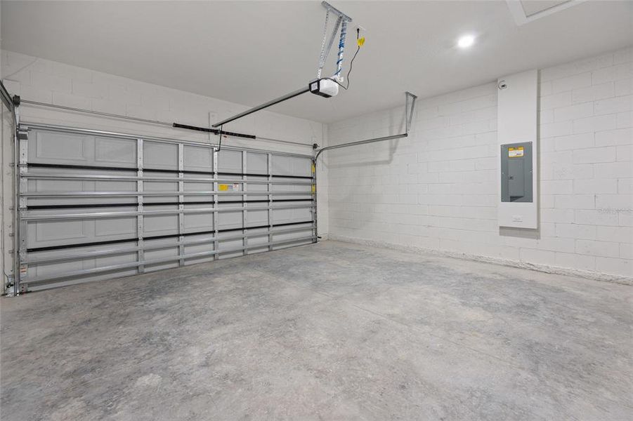 Spacious, unfurnished interior of a new home in , Citrus Springs (Image 32). Spacious, unfurnished interior of a new home in , Citrus Springs (Image 32).