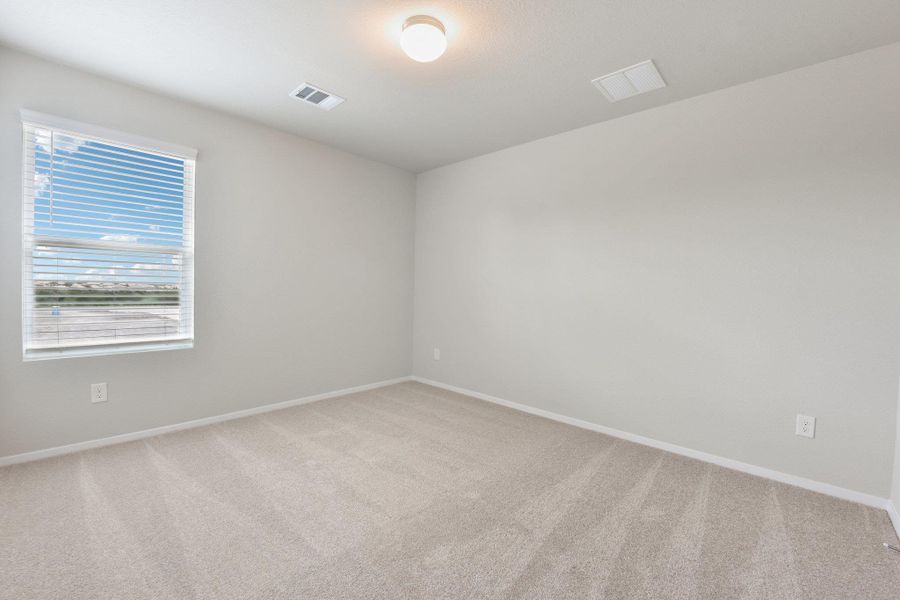 Spacious, unfurnished interior of a new home in Edgebrooke, Pflugerville (Image 26).
