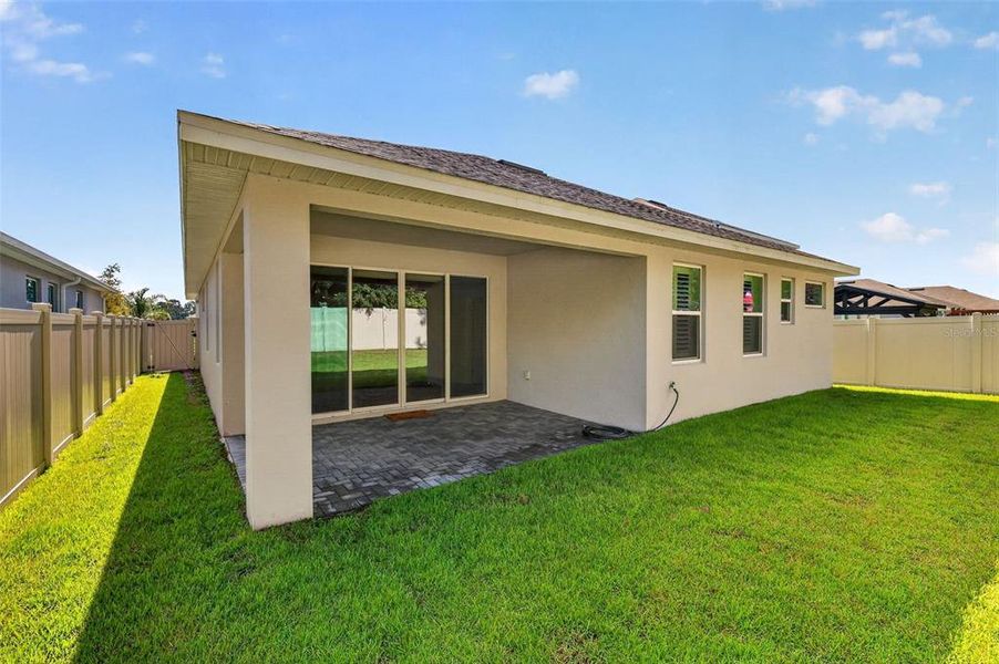 Exterior details and patio area of a home in , Mount Dora (Image 20).