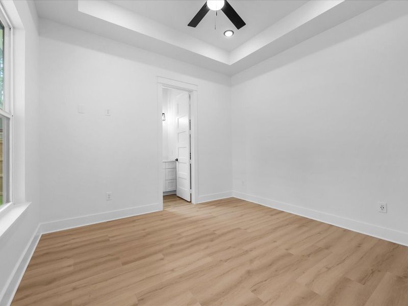 Spacious, unfurnished interior of a new home in , Hockley (Image 36).