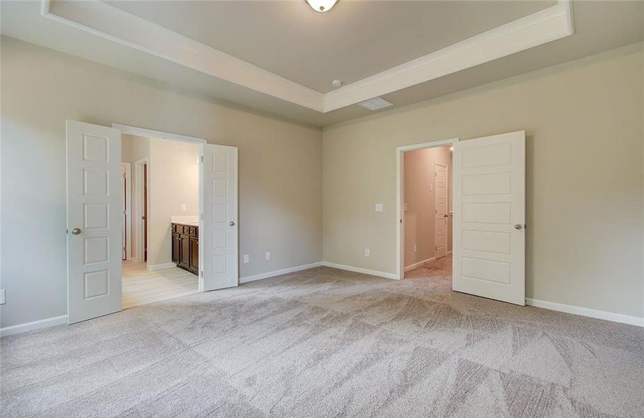 Spacious, unfurnished interior of a new home in Crofton Place Enclave, Snellville (Image 33).