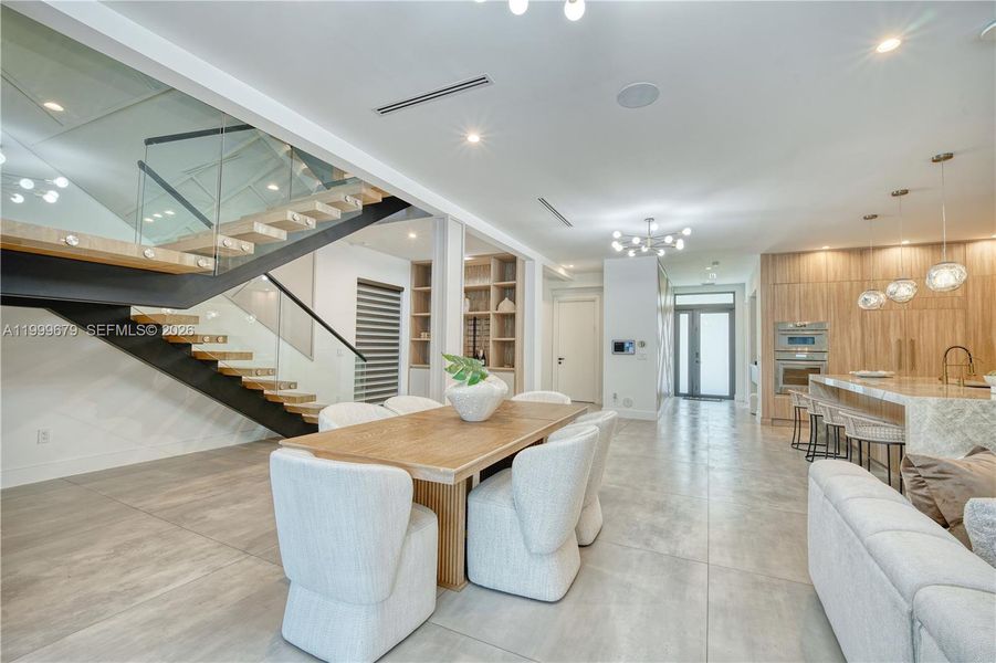 Furnished interior view inside a new home in , Fort Lauderdale (Image 39).