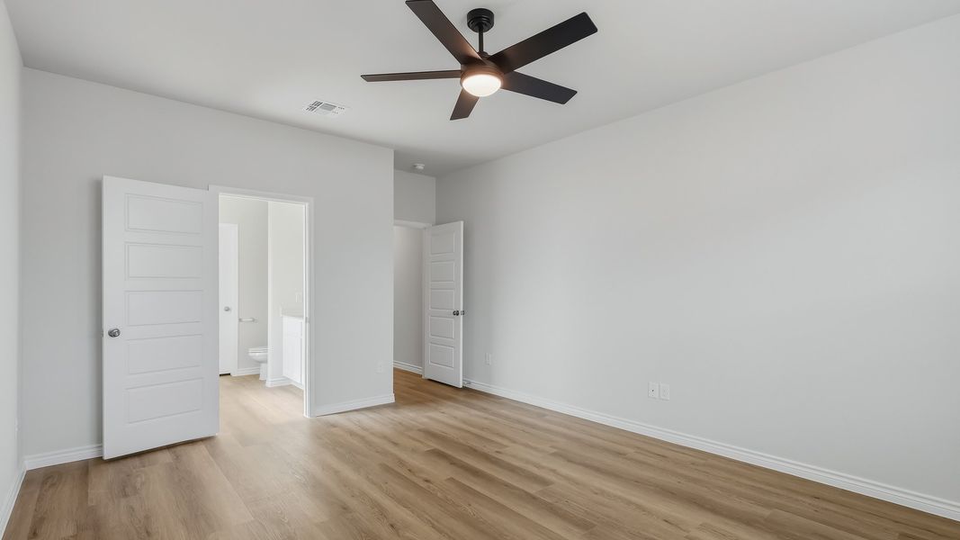 Primary suite