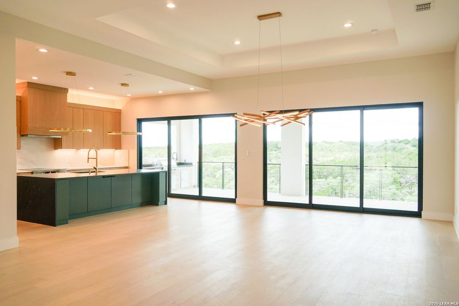 Spacious, unfurnished interior of a new home in , Boerne (Image 28).
