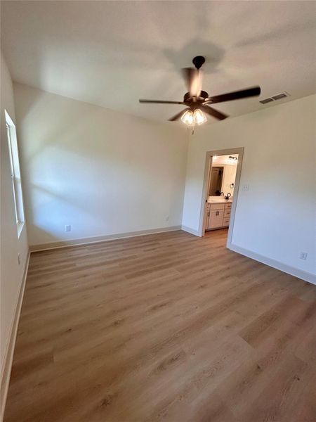 Spacious, unfurnished interior of a new home in , Kilgore (Image 6). Spacious, unfurnished interior of a new home in , Kilgore (Image 6).