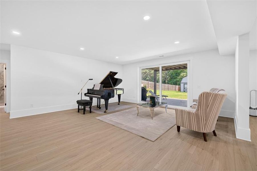Furnished interior view inside a new home in , Buford (Image 64).
