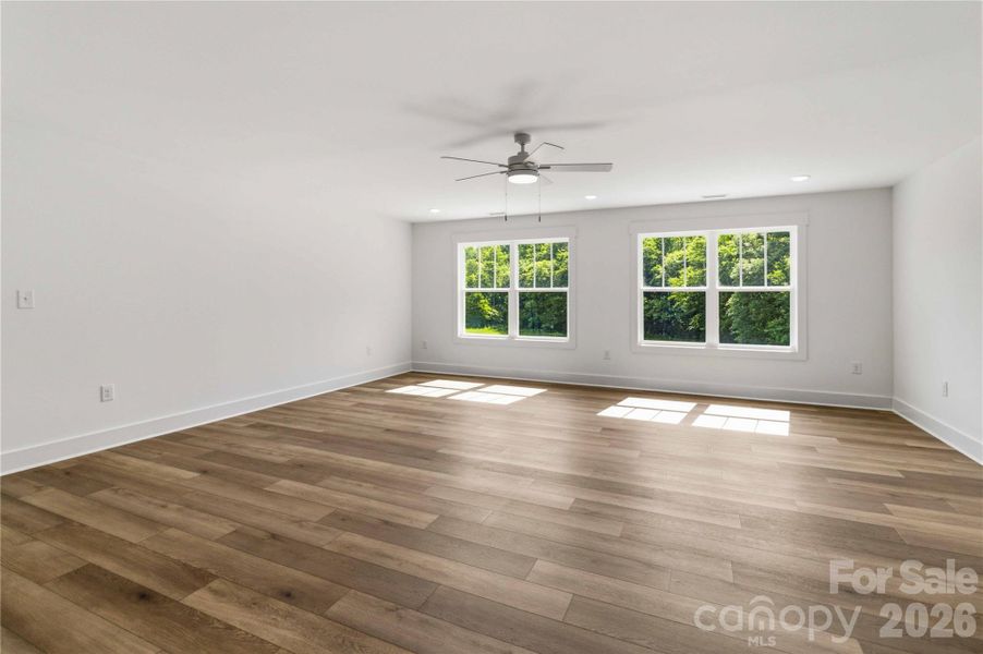 Spacious, unfurnished interior of a new home in , Clover (Image 29).