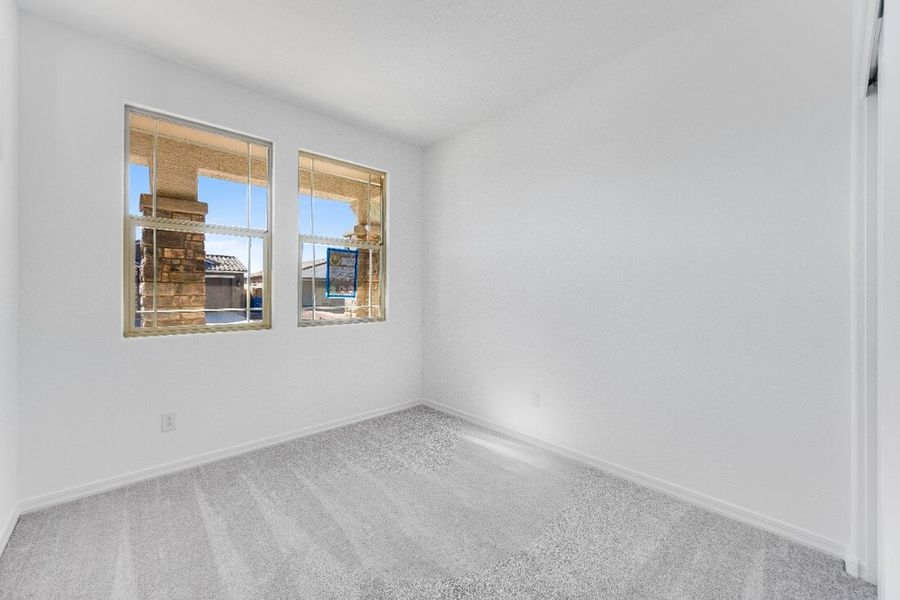 Spacious, unfurnished interior of a new home in Allen Ranches, Litchfield Park (Image 21).