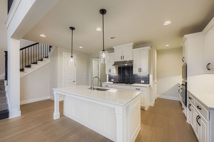 9016 Chestnut - Kitchen