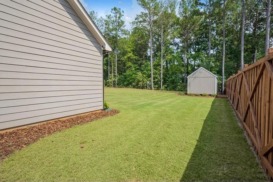 Exterior details and patio area of a home in , Rockmart (Image 35).
