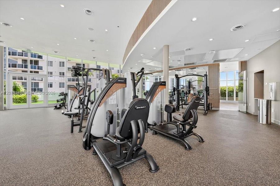 Community amenities in Aria Reserve, Miami (Image 35). Community amenities in Aria Reserve, Miami (Image 35).