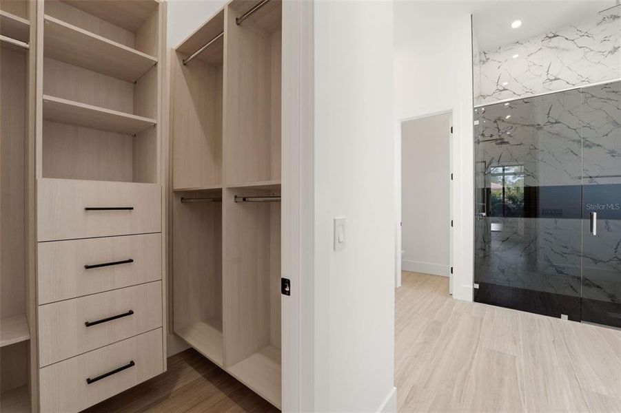 Furnished interior view inside a new home in , Sarasota (Image 14).