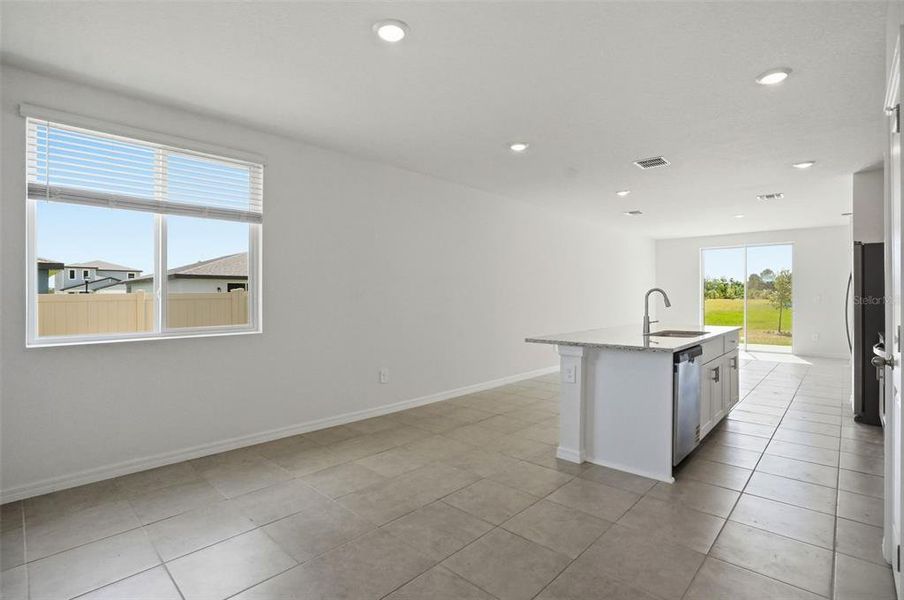 Spacious, unfurnished interior of a new home in Leyland Preserve - Premier Series, Brooksville (Image 40).