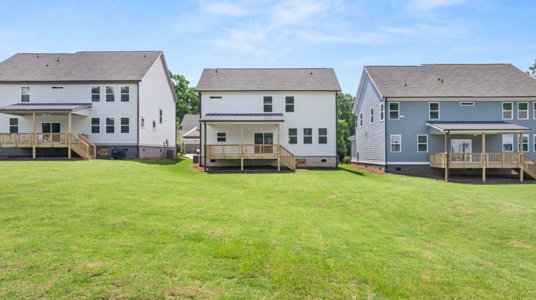 Exterior details and patio area of a home in Willow Creek, Watkinsville (Image 25).