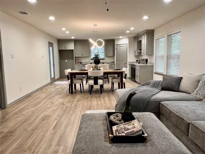 Furnished interior view inside a new home in , Dallas (Image 10).