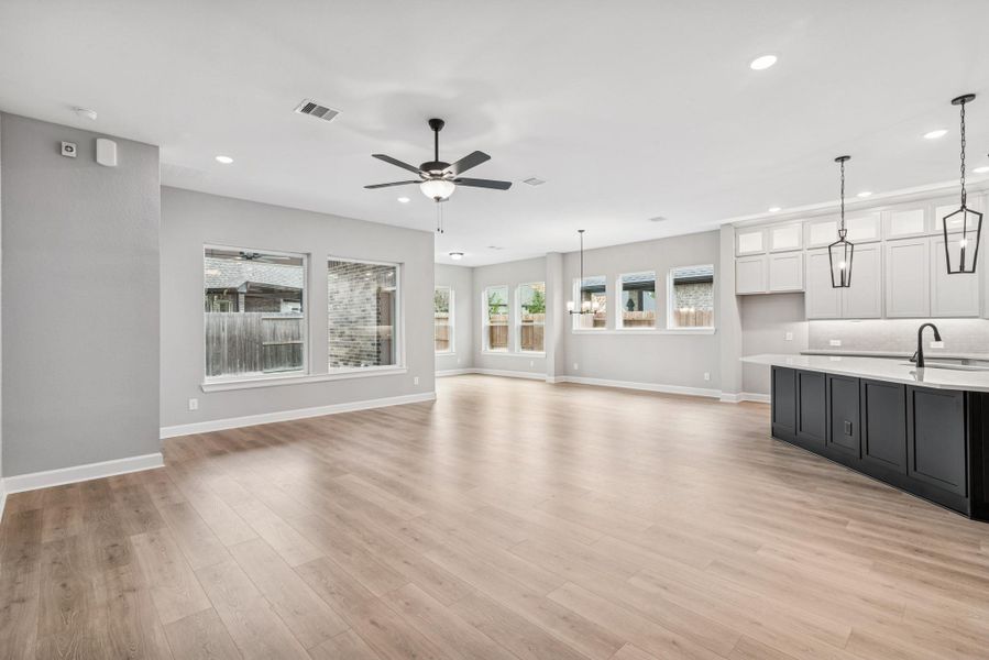 Spacious, unfurnished interior of a new home in The Highlands 55' - Encore Collection, Porter (Image 16). Spacious, unfurnished interior of a new home in The Highlands 55' - Encore Collection, Porter (Image 16).