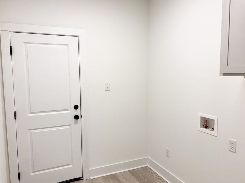 Spacious, unfurnished interior of a new home in Houston Place, Crestview (Image 17).