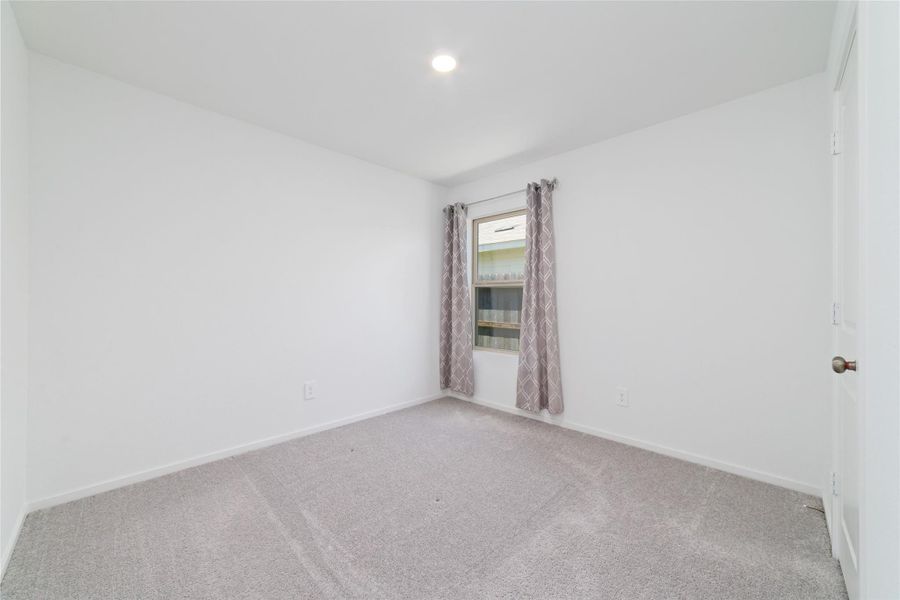 Spacious, unfurnished interior of a new home in Becker Landing, Hockley (Image 20).
