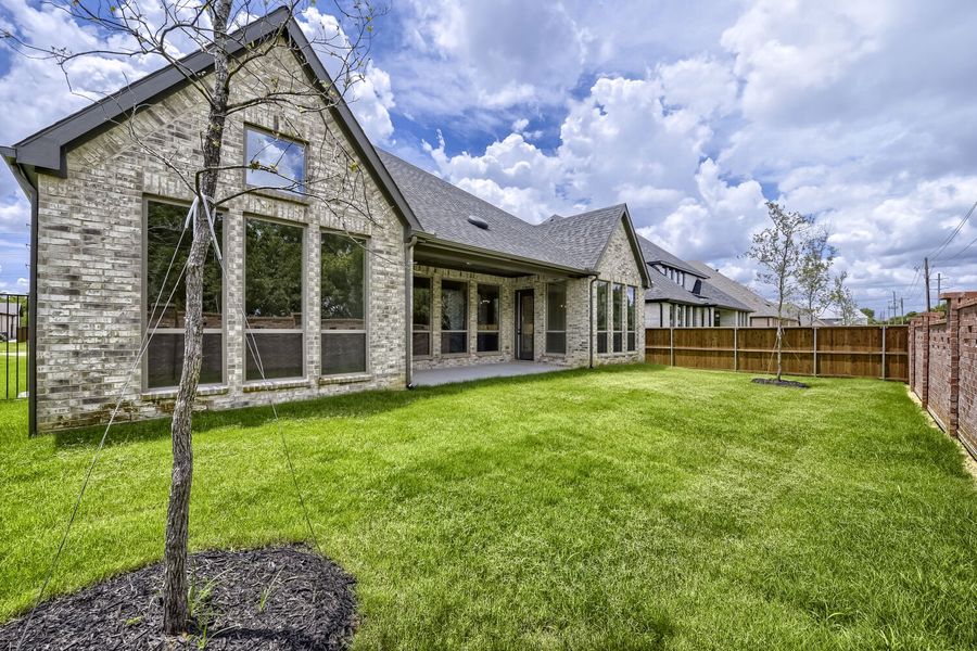 833 Bella Casa - Rear Exterior