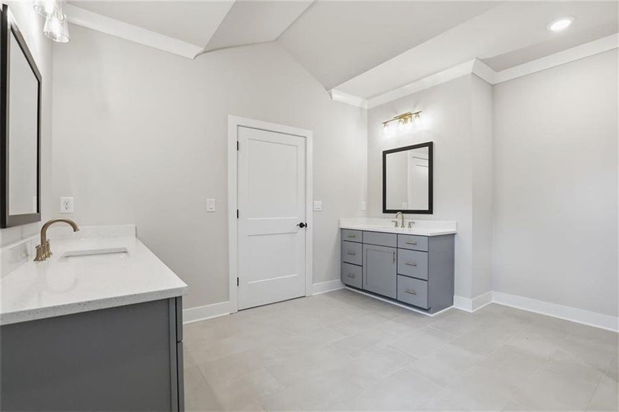 Furnished interior view inside a new home in , Clarkesville (Image 16).