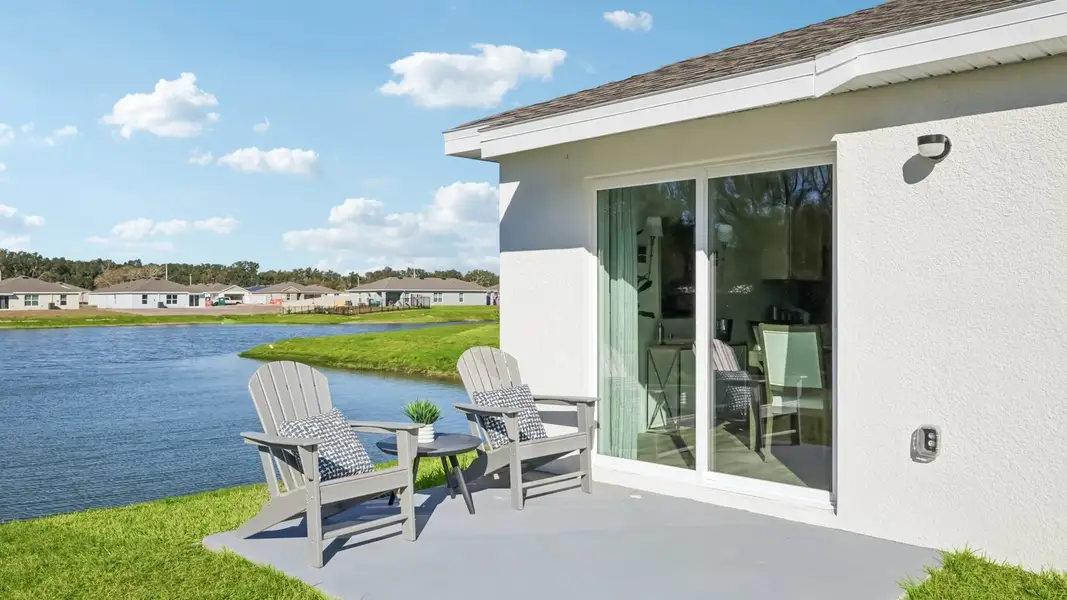 Exterior details and patio area of a home in Abbott Park, Zephyrhills (Image 2). Exterior details and patio area of a home in Abbott Park, Zephyrhills (Image 2).