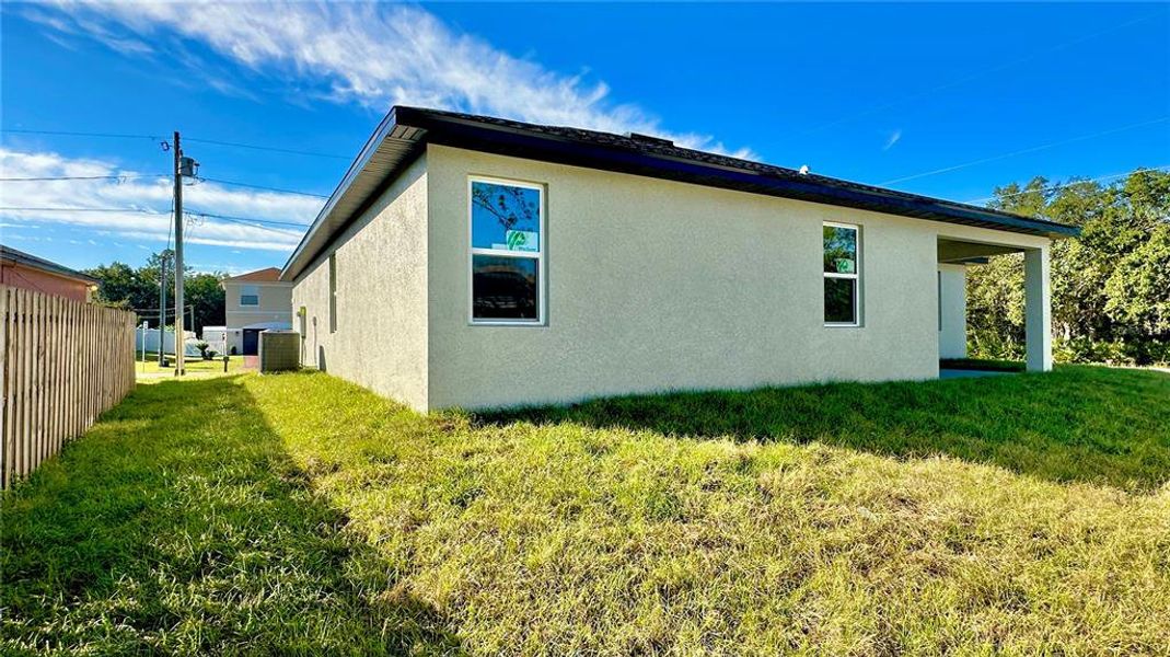 Exterior details and patio area of a home in , Poinciana (Image 23).