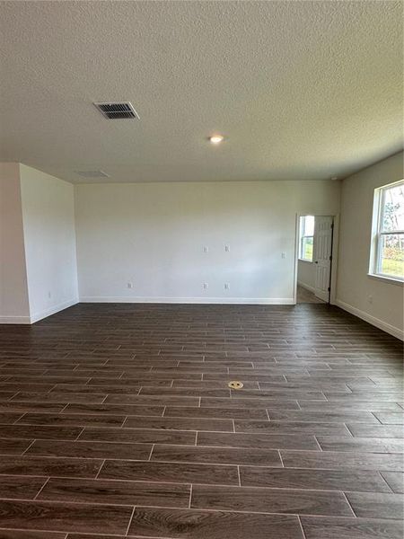 Spacious, unfurnished interior of a new home in Ocala, Ocala (Image 15).