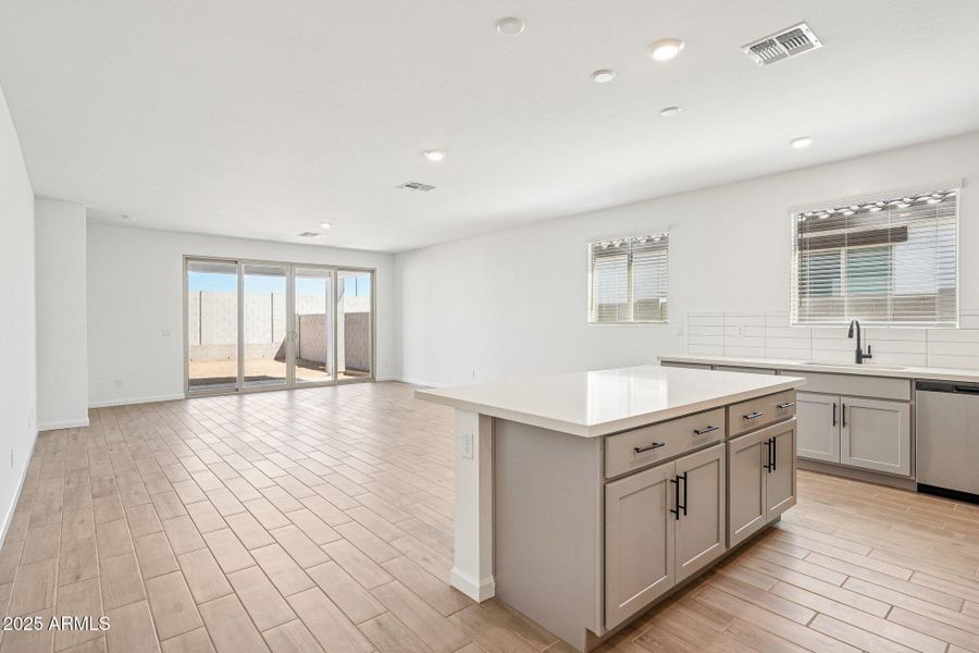 15-web-or-mls-W Bajada Rd-S2409-015 15-web-or-mls-W Bajada Rd-S2409-015