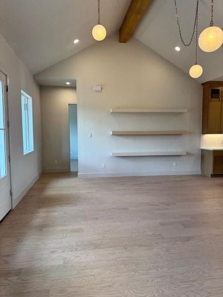 Spacious, unfurnished interior of a new home in , Fulshear (Image 11).