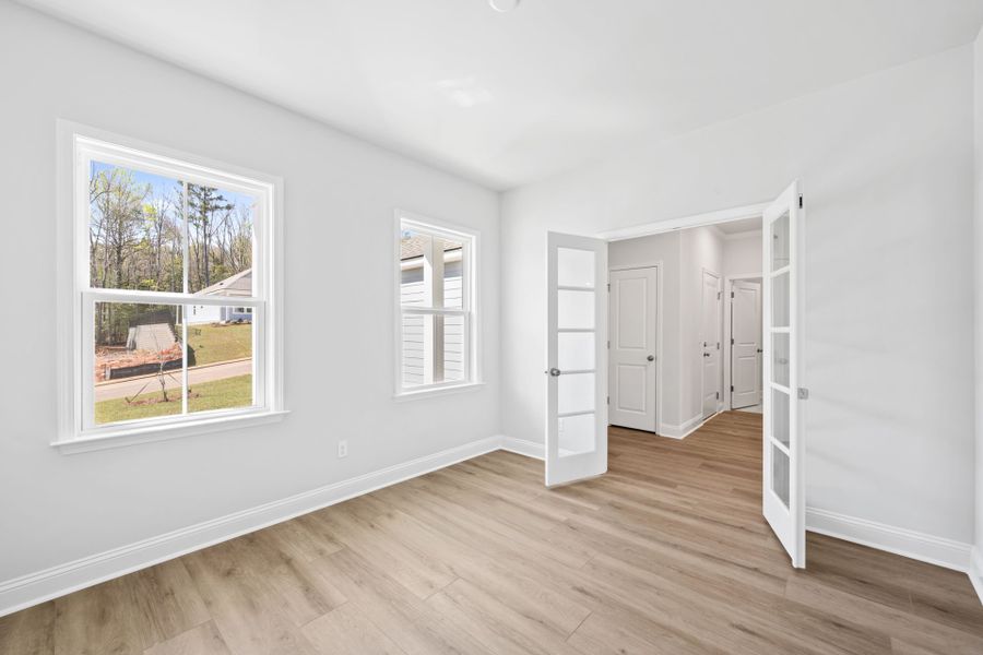 Spacious, unfurnished interior of a new home in Carriage Estates, Lexington (Image 46).