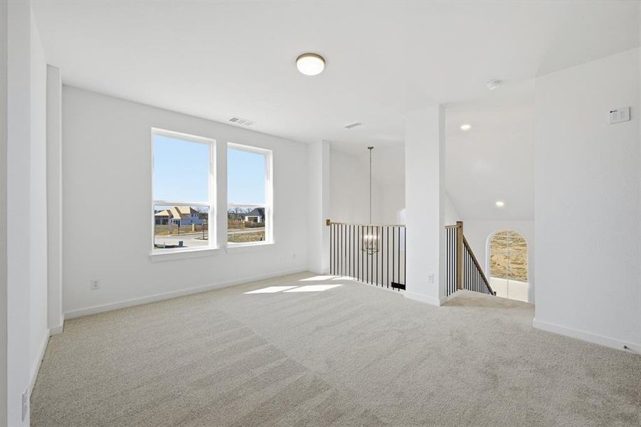 Spacious, unfurnished interior of a new home in Mosaic, Celina (Image 21).