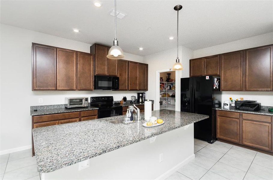 Furnished interior view inside a new home in , Clermont (Image 7).
