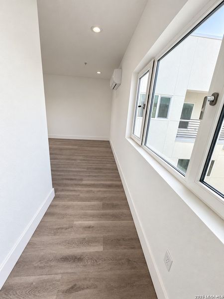 Spacious, unfurnished interior of a new home in , San Antonio (Image 6).