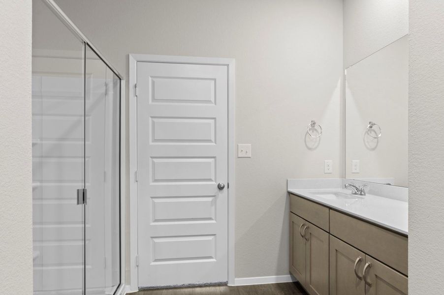 Furnished interior view inside a new home in Harvest Ridge, Elgin (Image 16).