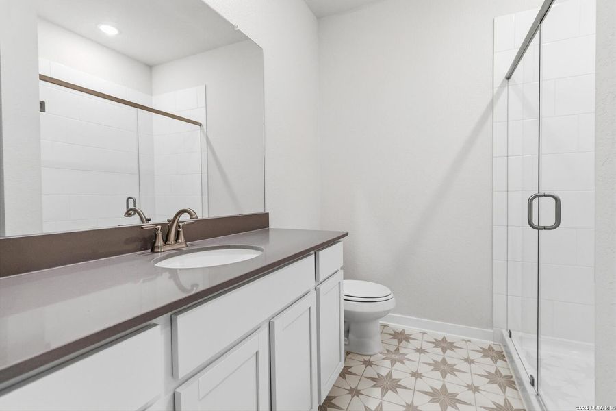 Furnished interior view inside a new home in Lonesome Dove, San Antonio (Image 8).