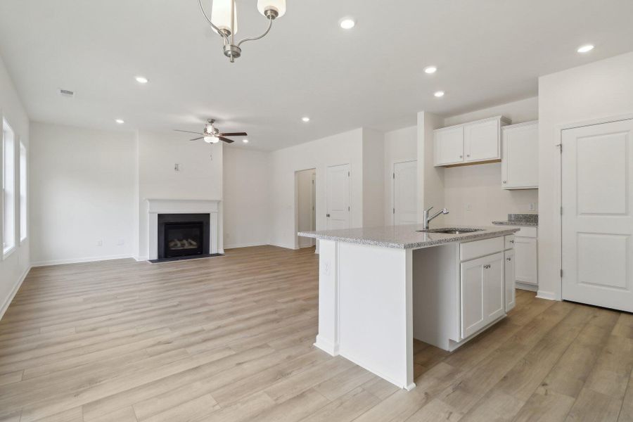 16-web-or-mls-Flat Coat Ln-012